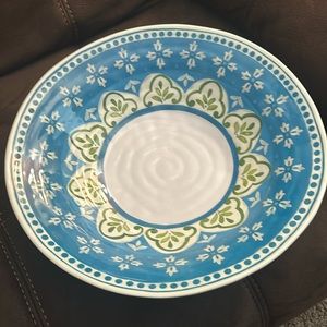 16 inch heavy plastic serving bowl